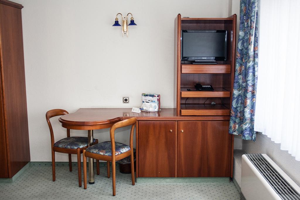 Hotel La Vigie & Ristorante Belvedere Duisburg Phòng bức ảnh