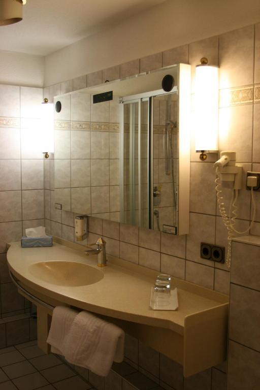 Hotel La Vigie & Ristorante Belvedere Duisburg Phòng bức ảnh