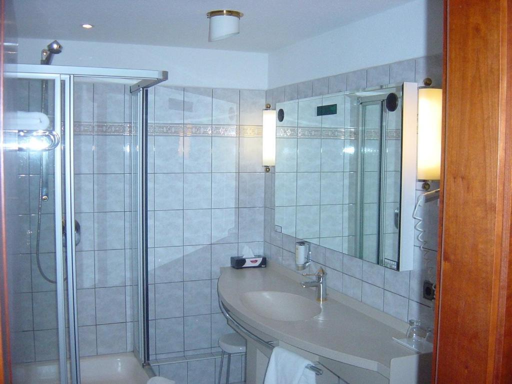 Hotel La Vigie & Ristorante Belvedere Duisburg Phòng bức ảnh