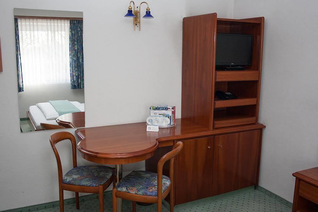 Hotel La Vigie & Ristorante Belvedere Duisburg Ngoại thất bức ảnh